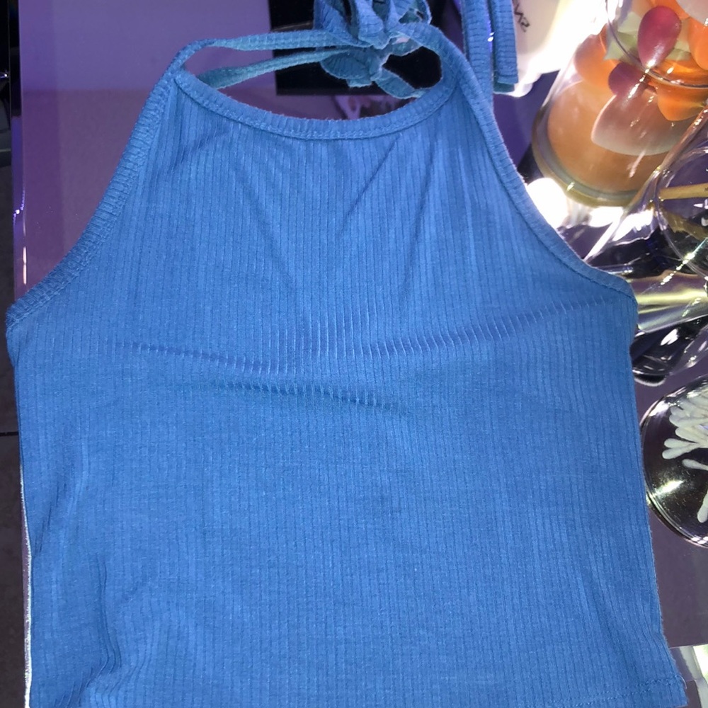 blue crop top